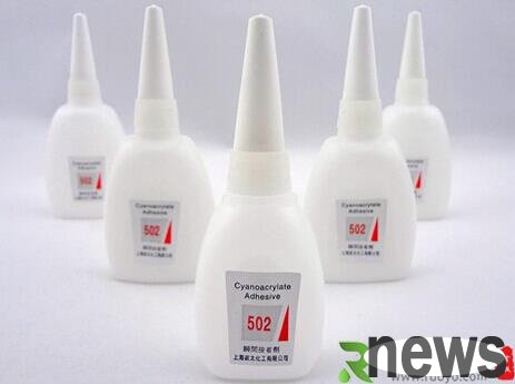 How to wash off the 502 glue? How to remove glue from clothes
